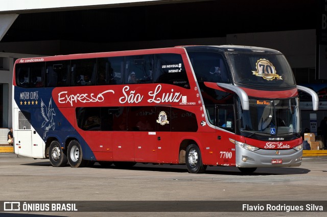 Expresso São Luiz 7700 na cidade de Goiânia, Goiás, Brasil, por Flavio Rodrigues Silva. Número da foto: #11880554.