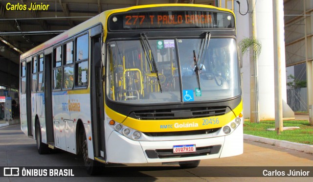HP Transportes Coletivos 20456 na cidade de Goiânia, Goiás, Brasil, por Carlos Júnior. Número da foto: #11878932.