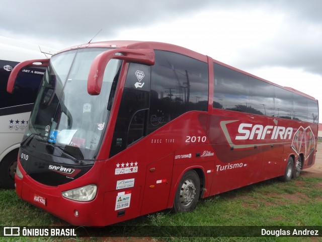 Empresa Safira Transporte e Turismo 2010 na cidade de Trindade, Goiás, Brasil, por Douglas Andrez. Número da foto: #11878378.