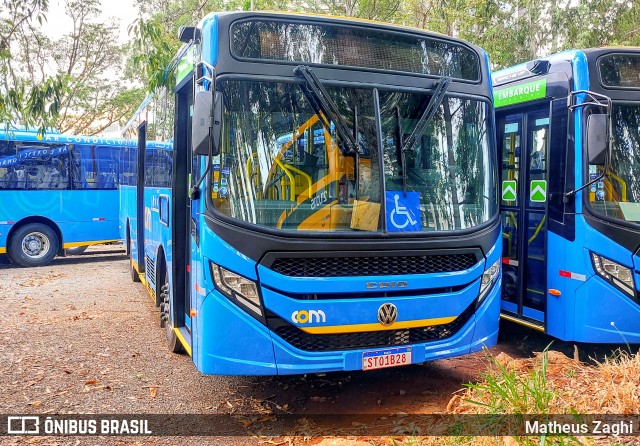 JTP Transportes - COM Porto Velho  na cidade de Barueri, São Paulo, Brasil, por Matheus Zaghi. ID da foto: 11879078.