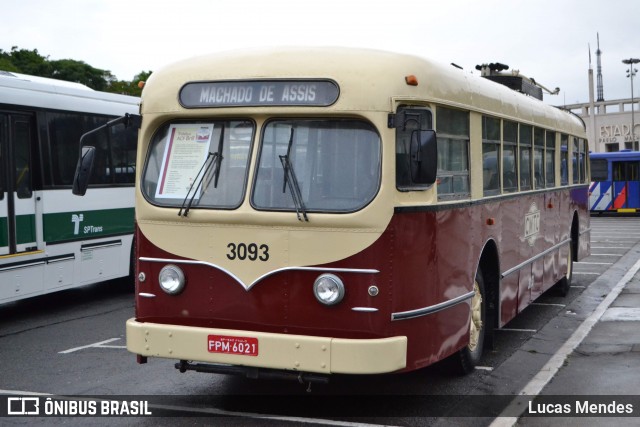 CMTC - Companhia Municipal de Transportes Coletivos 3093 na cidade de São Paulo, São Paulo, Brasil, por Lucas Mendes. ID da foto: 11881961.