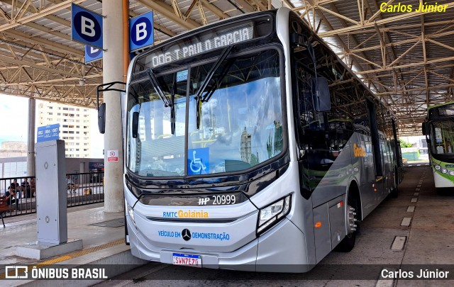 HP Transportes Coletivos 20999 na cidade de Goiânia, Goiás, Brasil, por Carlos Júnior. Número da foto: #11881057.