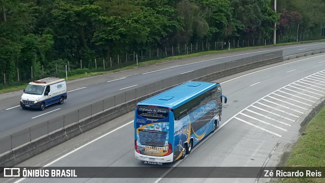 Estrela de Minas Viagens e Turismo 200000 na cidade de Petrópolis, Rio de Janeiro, Brasil, por Zé Ricardo Reis. Número da foto: #11882274.