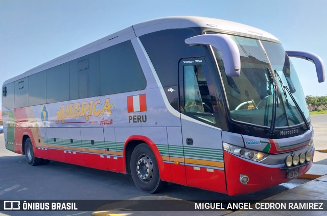 America Express  na cidade de Chimbote, Santa, Áncash, Peru, por MIGUEL ANGEL CEDRON RAMIREZ. ID da foto: 11884442.