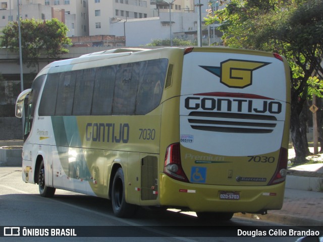 Empresa Gontijo de Transportes 7030 na cidade de Belo Horizonte, Minas Gerais, Brasil, por Douglas Célio Brandao. ID da foto: 11885276.