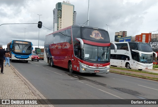 Expresso São Luiz 8060 na cidade de Taguatinga, Distrito Federal, Brasil, por Darlan Soares. Número da foto: #11889803.