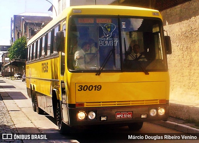 Viação Itapemirim 30019 na cidade de Rio de Janeiro, Rio de Janeiro, Brasil, por Márcio Douglas Ribeiro Venino. Número da foto: #11893807.
