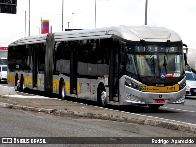 Viação Metrópole Paulista - Zona Leste 3 1178 na cidade de São Paulo, São Paulo, Brasil, por Rodrigo  Aparecido. Número da foto: #11892852.
