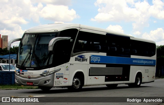 Auto Viação Bragança 18.029 na cidade de São Paulo, São Paulo, Brasil, por Rodrigo  Aparecido. Número da foto: #11892865.