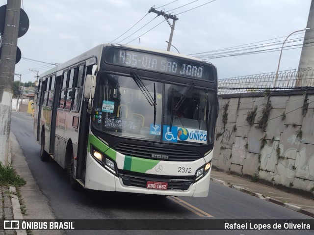 Empresa de Ônibus Vila Galvão 2372 na cidade de Guarulhos, São Paulo, Brasil, por Rafael Lopes de Oliveira. Número da foto: #11892457.