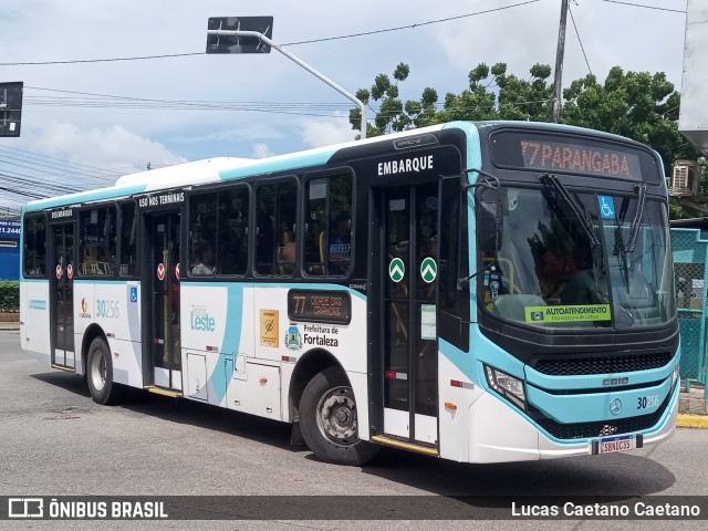 Via Urbana 30256 na cidade de Fortaleza, Ceará, Brasil, por Lucas Caetano. Número da foto: #11892283.