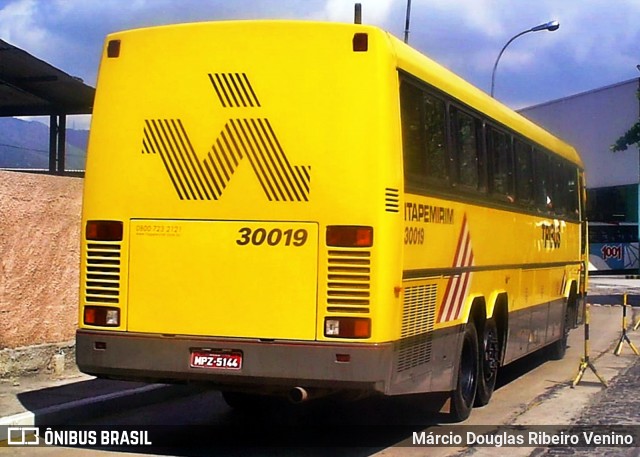 Viação Itapemirim 30019 na cidade de Rio de Janeiro, Rio de Janeiro, Brasil, por Márcio Douglas Ribeiro Venino. Número da foto: #11893808.