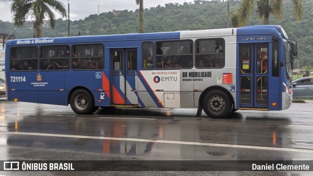 BR Mobilidade Baixada Santista 721114 na cidade de Santos, São Paulo, Brasil, por Daniel Clemente. ID da foto: 11894548.