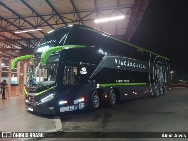 Viação Garcia 98110 na cidade de Londrina, Paraná, Brasil, por Almir Alves. Número da foto: #11898096.