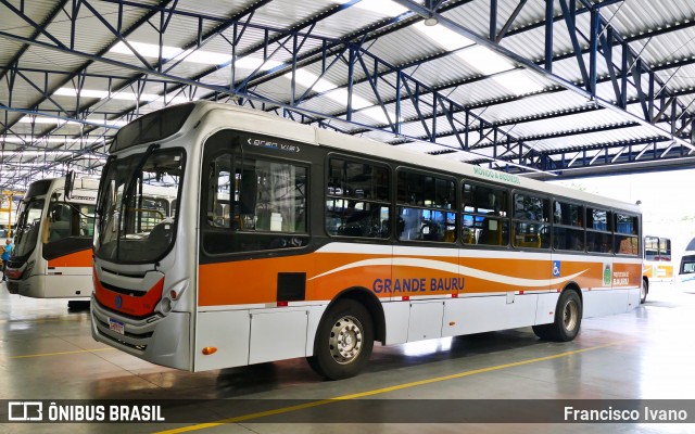 Transportes Coletivos Grande Bauru 2143 na cidade de Bauru, São Paulo, Brasil, por Francisco Ivano. Número da foto: #11898826.