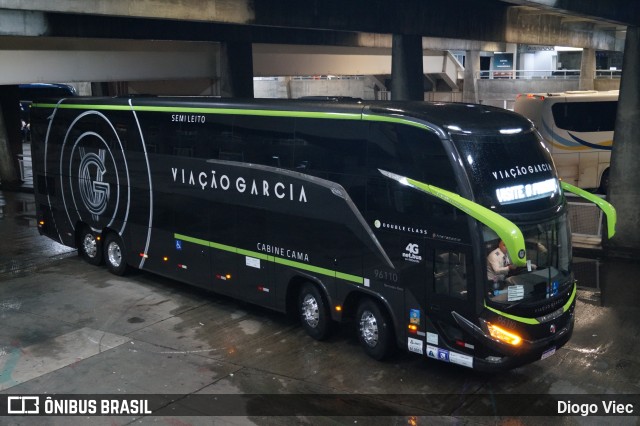 Viação Garcia 96110 na cidade de Curitiba, Paraná, Brasil, por Diogo Viec. Número da foto: #11896628.