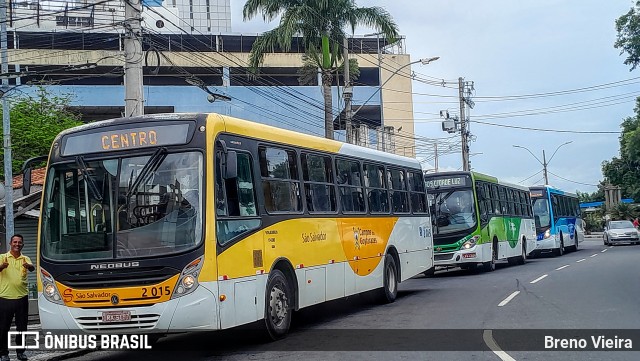 Empresa São Salvador 2 015 na cidade de Campos dos Goytacazes, Rio de Janeiro, Brasil, por Breno Vieira. Número da foto: #11896756.
