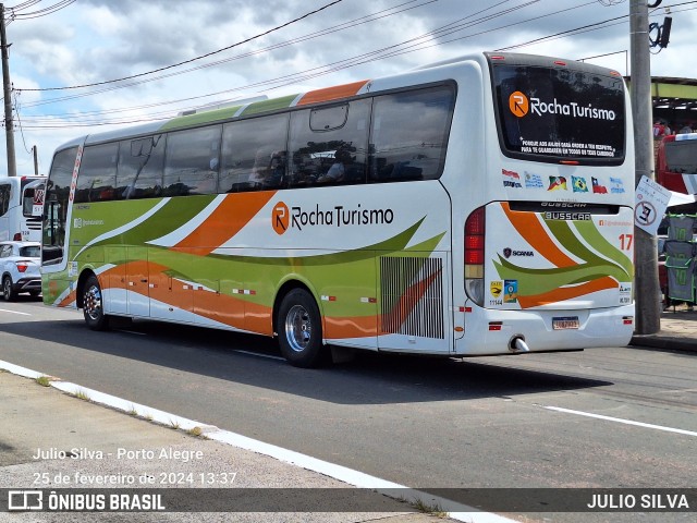 Rocha Turismo 17 na cidade de Porto Alegre, Rio Grande do Sul, Brasil, por JULIO SILVA. ID da foto: 11898943.