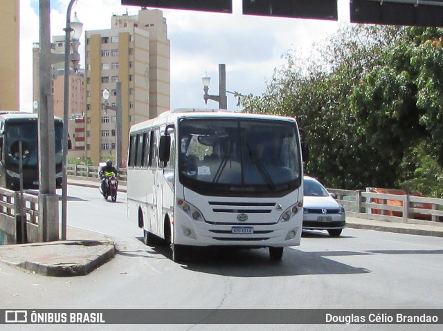 Exército Brasileiro 8A44 na cidade de Belo Horizonte, Minas Gerais, Brasil, por Douglas Célio Brandao. ID da foto: 11900794.