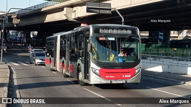 Express Transportes Urbanos Ltda 4 8880 na cidade de São Paulo, São Paulo, Brasil, por Alex Marques. ID da foto: 11901762.