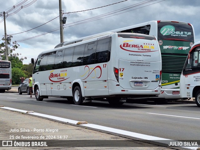 Bergabus Turismo 17 na cidade de Porto Alegre, Rio Grande do Sul, Brasil, por JULIO SILVA. ID da foto: 11903266.