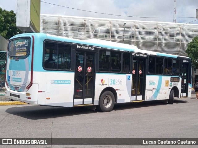 Via Urbana 30256 na cidade de Fortaleza, Ceará, Brasil, por Lucas Caetano. Número da foto: #11902005.