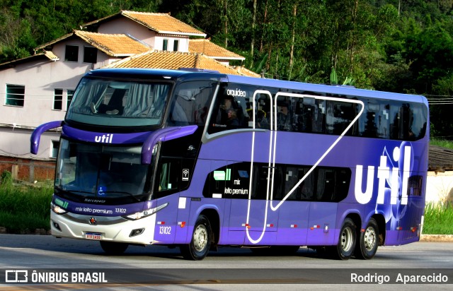 UTIL - União Transporte Interestadual de Luxo 13102 na cidade de Conselheiro Lafaiete, Minas Gerais, Brasil, por Rodrigo  Aparecido. ID da foto: 11902075.