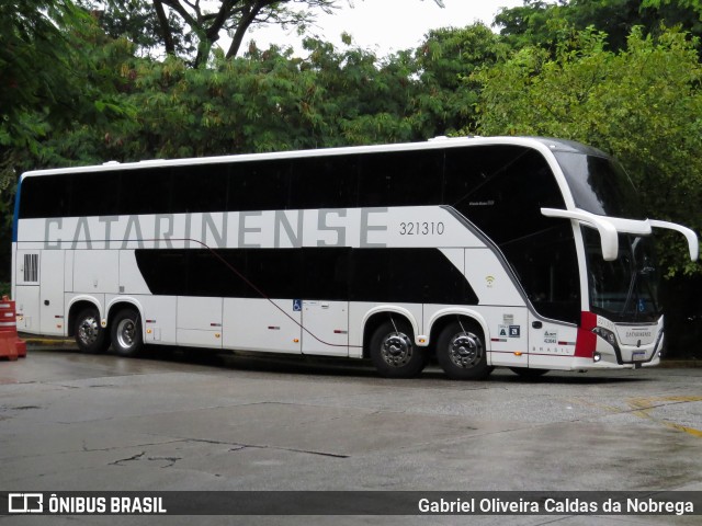 Auto Viação Catarinense 321310 na cidade de São Paulo, São Paulo, Brasil, por Gabriel Oliveira Caldas da Nobrega. ID da foto: 11905585.