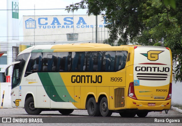 Empresa Gontijo de Transportes 19095 na cidade de Vitória da Conquista, Bahia, Brasil, por Rava Ogawa. ID da foto: 11906233.