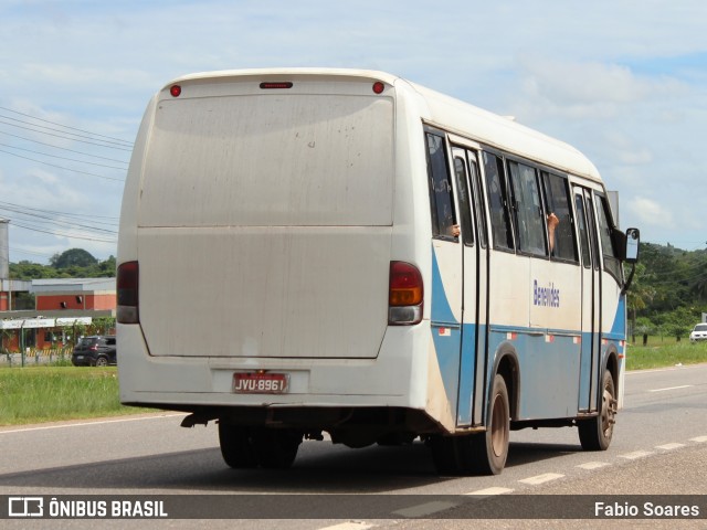 Ônibus Particulares 8961 na cidade de Benevides, Pará, Brasil, por Fabio Soares. ID da foto: 11905349.