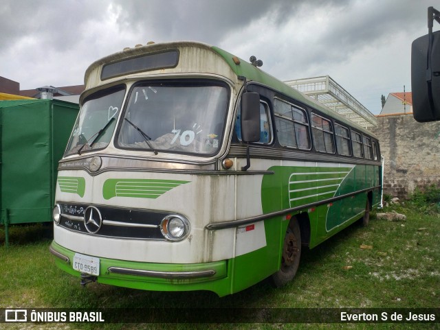 Ônibus Particulares MONOBLOCO O-321 na cidade de Curitiba, Paraná, Brasil, por Everton S de Jesus. Número da foto: #11838527.