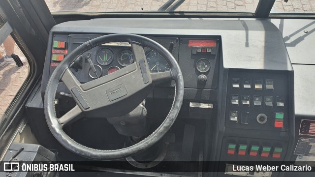 Auto Viação Nossa Sra. do Carmo ED001 na cidade de Curitiba, Paraná, Brasil, por Lucas Weber Calizario. ID da foto: 11838362.