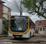 Empresa Metropolitana 243 na cidade de Jaboatão dos Guararapes, Pernambuco, Brasil, por Luan Cruz. Número da foto: #:id.