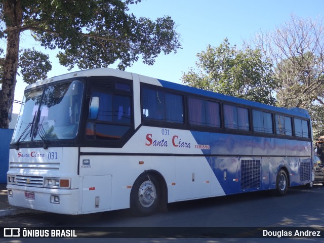 Santa Clara Turismo 031 na cidade de Trindade, Goiás, Brasil, por Douglas Andrez. Número da foto: #11840813.