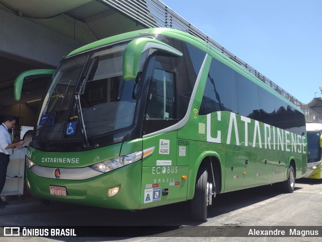 Auto Viação Catarinense 3354 na cidade de Rio de Janeiro, Rio de Janeiro, Brasil, por Alexandre  Magnus. Número da foto: #11841409.