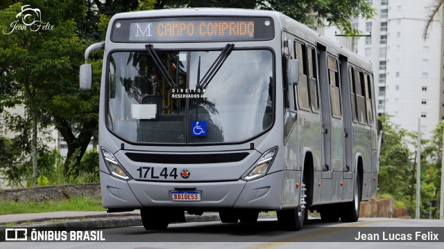 Expresso Azul 17L44 na cidade de Curitiba, Paraná, Brasil, por Jean Lucas Felix. Número da foto: #11841668.
