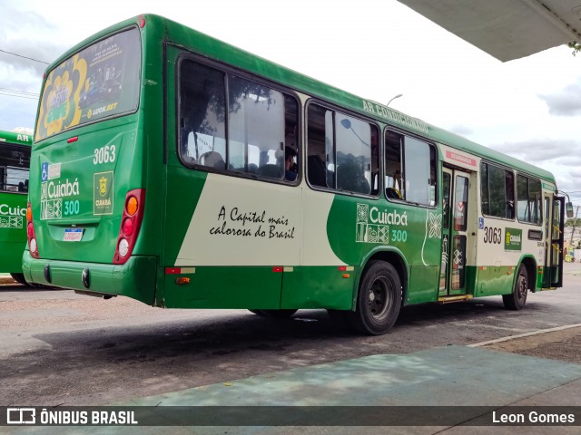 Expresso Caribus Transportes 3063 na cidade de Cuiabá, Mato Grosso, Brasil, por Leon Gomes. ID da foto: 11842397.