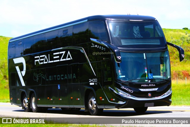 Realeza Bus Service 2400 na cidade de Barra do Piraí, Rio de Janeiro, Brasil, por Paulo Henrique Pereira Borges. ID da foto: 11844724.