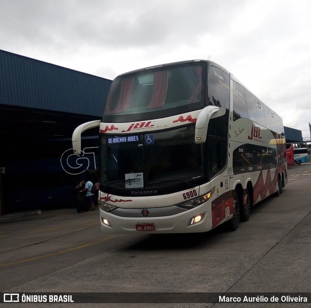 JBL Turismo 6900 na cidade de São Paulo, São Paulo, Brasil, por Marco Aurélio de Oliveira. ID da foto: 11842486.