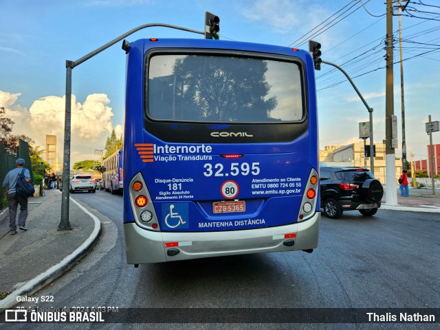 Viação Transdutra 32.595 na cidade de São Paulo, São Paulo, Brasil, por Thalis Nathan. Número da foto: #11843848.