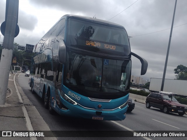 Viação Águia Branca 51050 na cidade de São Paulo, São Paulo, Brasil, por Rafael Lopes de Oliveira. Número da foto: #11844740.