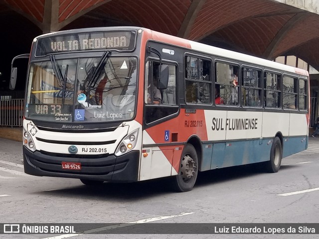 Viação Sul Fluminense RJ 202.015 na cidade de Barra Mansa, Rio de Janeiro, Brasil, por Luiz Eduardo Lopes da Silva. ID da foto: 11845999.