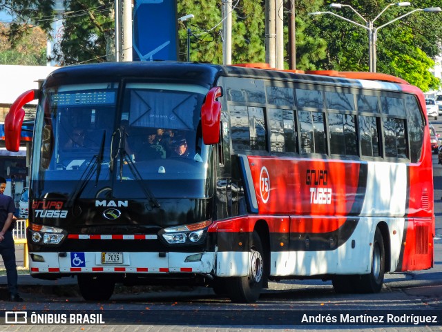 TUASA - Transportes Unidos Alajuelenses 75 na cidade de La Uruca, San José, San José, Costa Rica, por Andrés Martínez Rodríguez. ID da foto: 11848278.