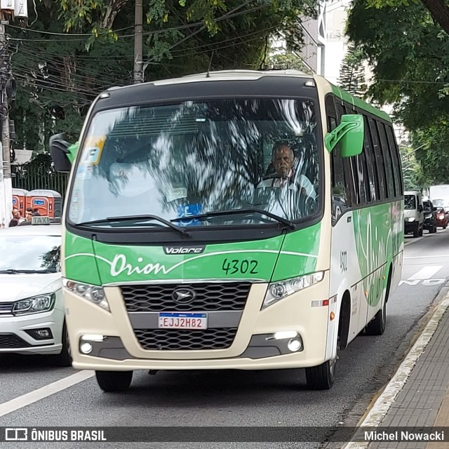 Turismo e Fretamento Orion Transportes 4302 na cidade de São Paulo, São Paulo, Brasil, por Michel Nowacki. ID da foto: 11850119.