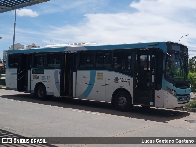 Rota Sol > Vega Transporte Urbano 35732 na cidade de Fortaleza, Ceará, Brasil, por Lucas Caetano Caetano. ID da foto: 11850910.