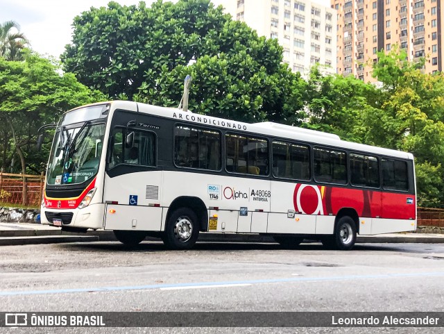 Auto Viação Alpha A48068 na cidade de Rio de Janeiro, Rio de Janeiro, Brasil, por Leonardo Alecsander. ID da foto: 11852670.