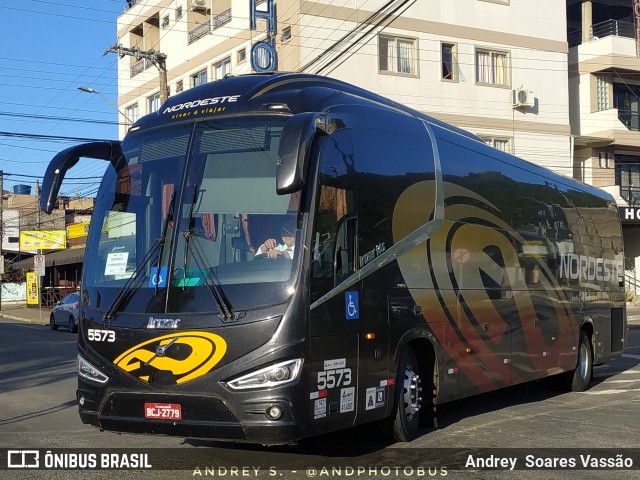 Expresso Nordeste 5573 na cidade de Balneário Camboriú, Santa Catarina, Brasil, por Andrey  Soares Vassão. Número da foto: #11852387.