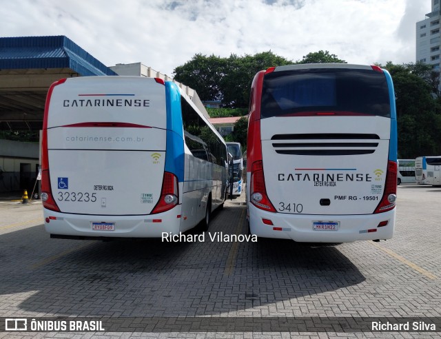 Auto Viação Catarinense 323235 na cidade de Florianópolis, Santa Catarina, Brasil, por Richard Silva. Número da foto: #11852064.