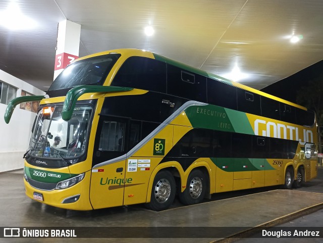 Empresa Gontijo de Transportes 25060 na cidade de Patrocínio, Minas Gerais, Brasil, por Douglas Andrez. ID da foto: 11855370.