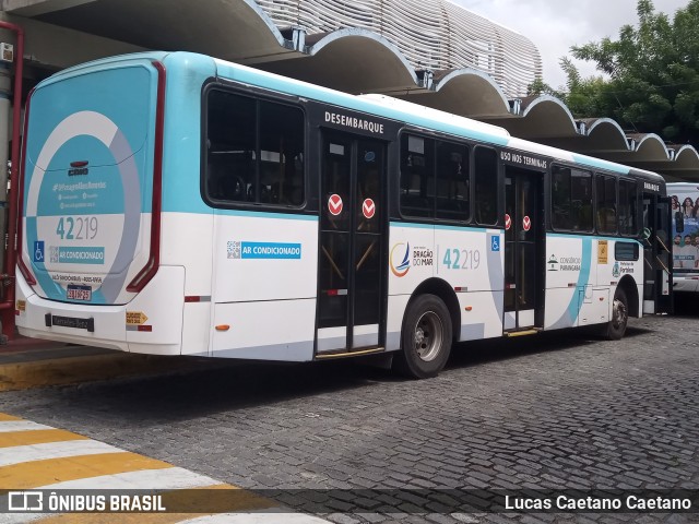 Auto Viação Dragão do Mar 42219 na cidade de Fortaleza, Ceará, Brasil, por Lucas Caetano Caetano. ID da foto: 11910435.